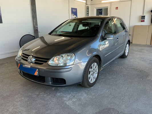 Volkswagen Golf V 1.6 Comfortline 2005 – снимка 1