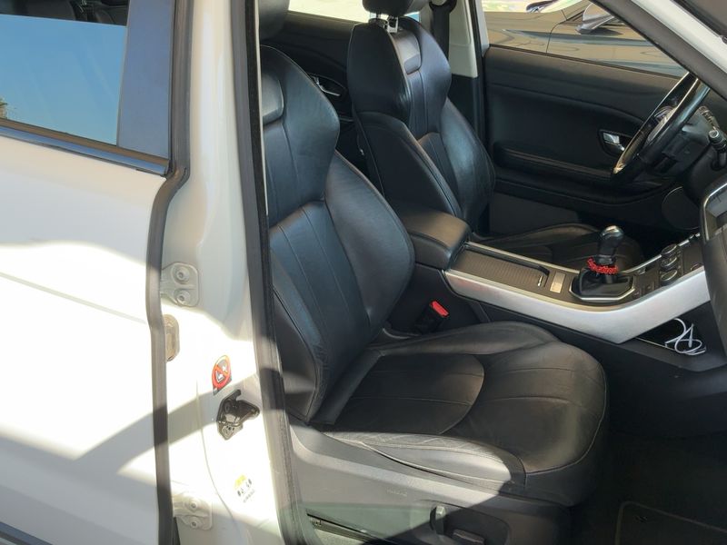 Land Rover Evoque 2.0 Td4 SE 2016 – снимка 16