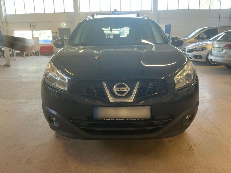 Nissan Qashqai+2 2.0 Acenta 4x4 2011 – снимка 14