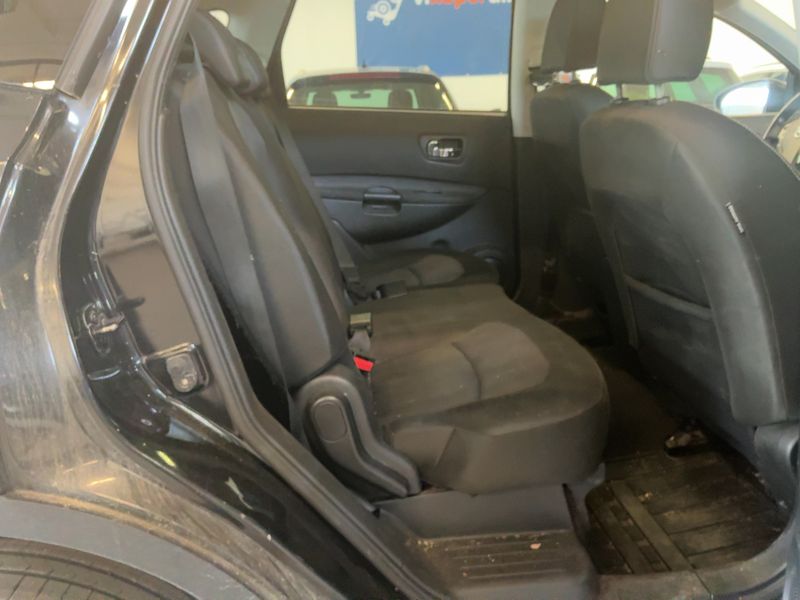 Nissan Qashqai+2 2.0 Acenta 4x4 2011 – снимка 19
