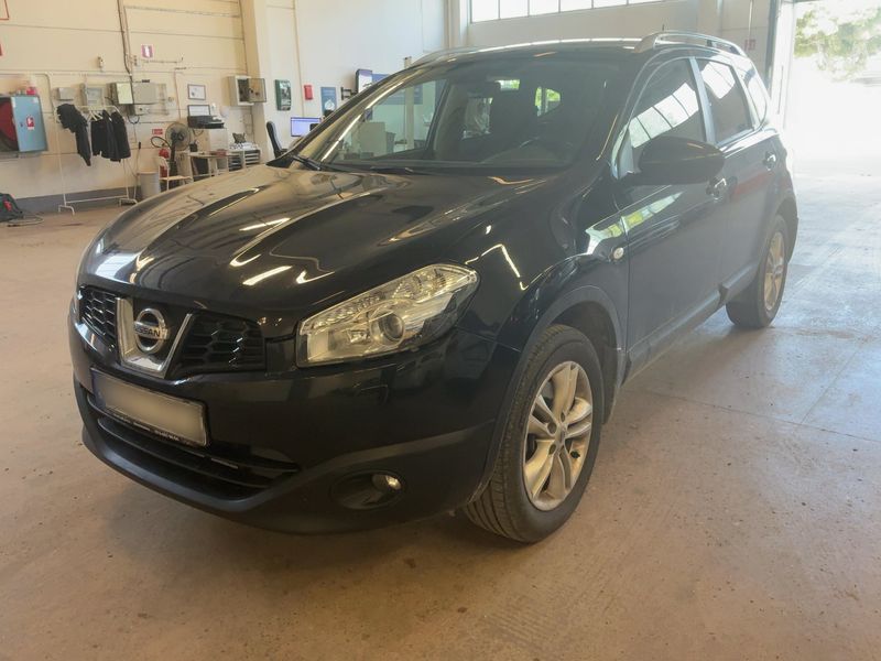 Nissan Qashqai+2 2.0 Acenta 4x4 2011 – снимка 1