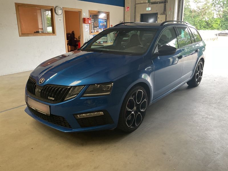 Skoda Octavia 2.0 TSI RS 60 2020 – снимка 1