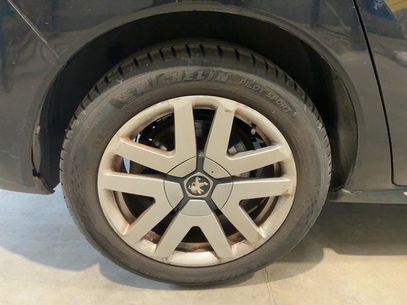 Peugeot 3008 2.0 HDi Hybrid4 Limited Edition 2011 – снимка 9
