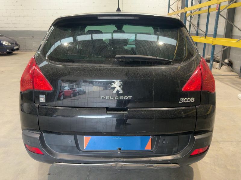 Peugeot 3008 2.0 HDi Hybrid4 Limited Edition 2011 – снимка 7