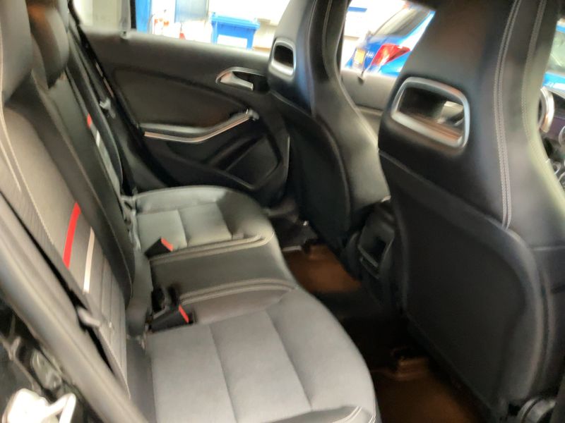 Mercedes-Benz A-Klasse A 180 CDI BlueEfficiency Edition Style 2015 – снимка 19
