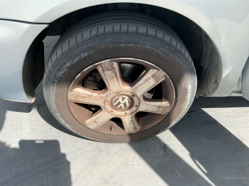 Volkswagen Sharan 1.9 TDI Highline 2002 – снимка на щета