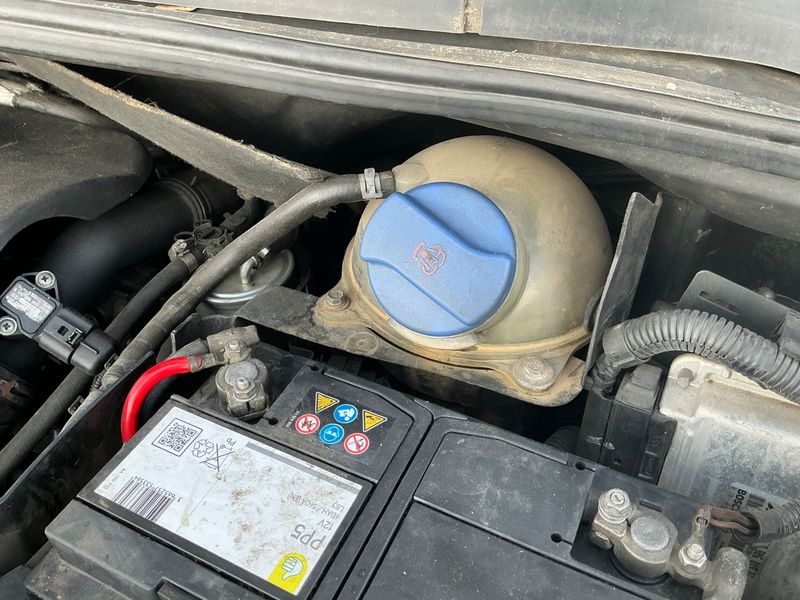 Volkswagen Sharan 1.9 TDI Highline 2002 – снимка на щета