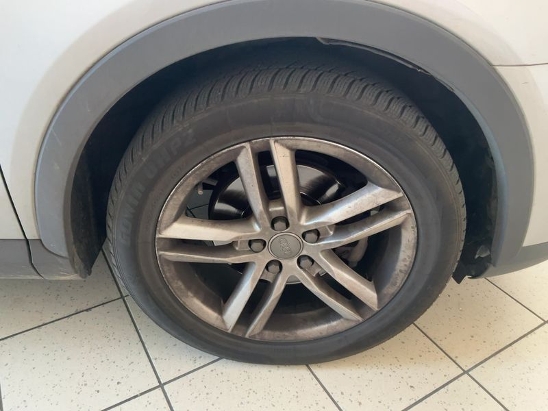 Audi Q3 2.0 TFSI quattro 2014 – снимка 11