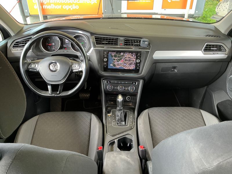 Volkswagen Tiguan 2.0 TDI Advance BlueMotion Tech 2018 – снимка 17