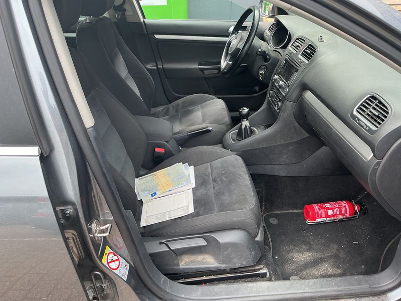 Volkswagen Golf VI 2.0 TDI Comfortline 2011 – снимка 3
