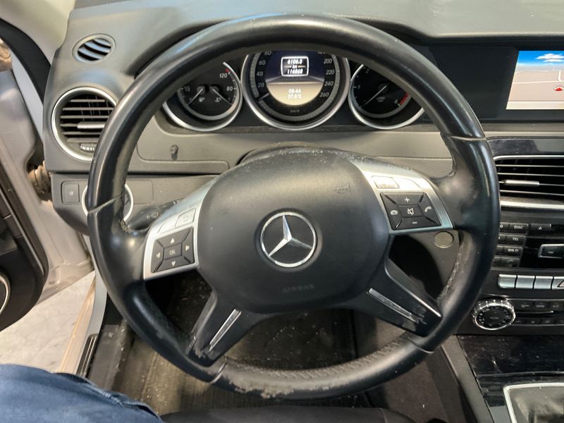 Mercedes-Benz C-Klasse C 200 CDI BlueEfficiency Executive 2012 – снимка 23