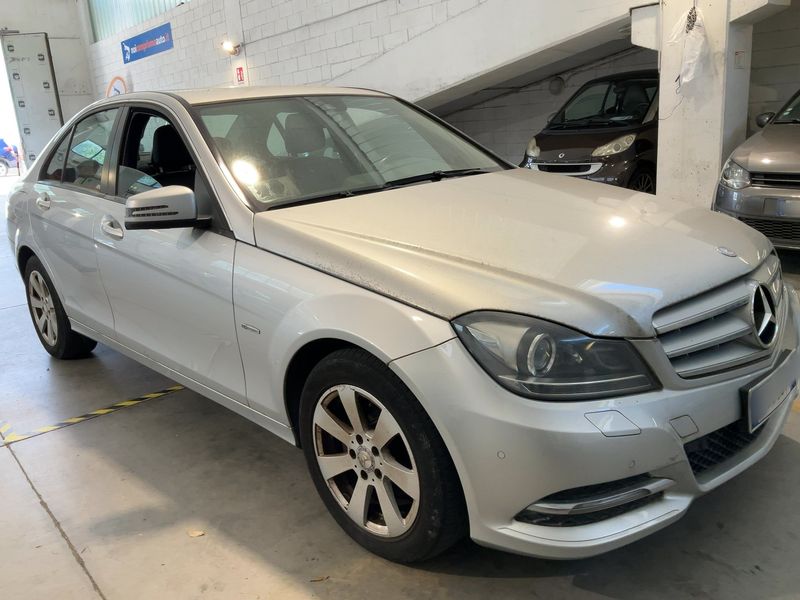 Mercedes-Benz C-Klasse C 200 CDI BlueEfficiency Executive 2012 – снимка 12