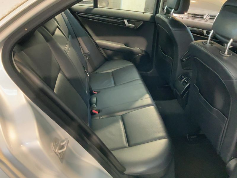 Mercedes-Benz C-Klasse C 200 CDI BlueEfficiency Executive 2012 – снимка 19