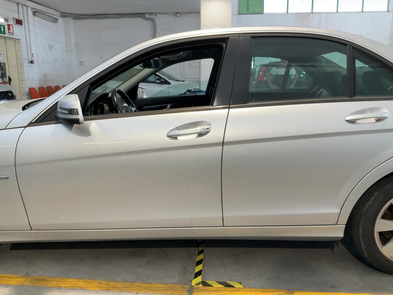 Mercedes-Benz C-Klasse C 200 CDI BlueEfficiency Executive 2012 – снимка 4
