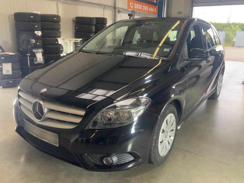 Mercedes-Benz B-Klasse B 200 2014 – снимка 1