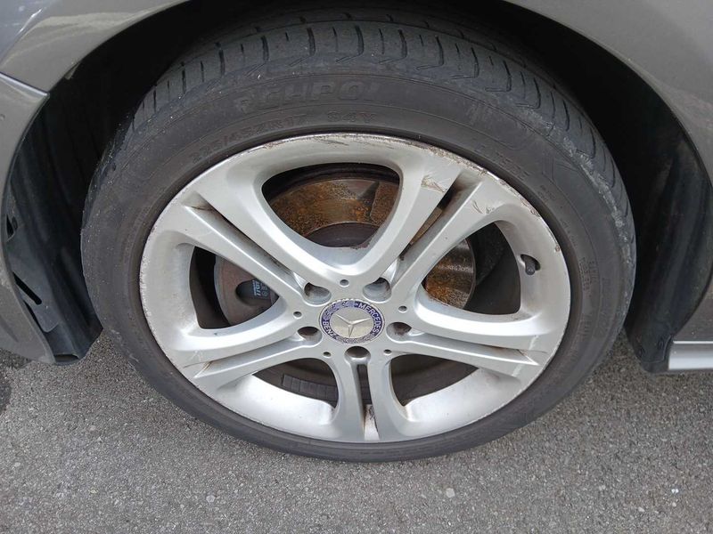 Mercedes-Benz A-Klasse A 180 BlueEfficiency Urban 2014 – снимка 40