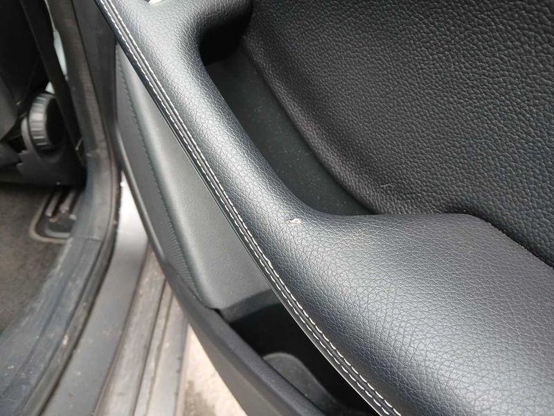 Mercedes-Benz A-Klasse A 180 BlueEfficiency Urban 2014 – снимка 34