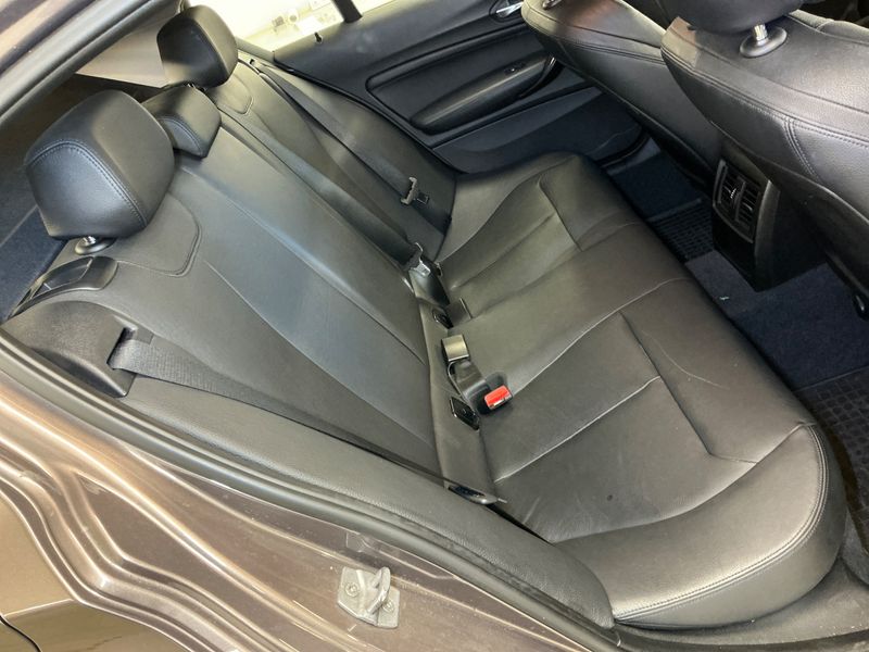 BMW 1er 118i 2013 – снимка 24
