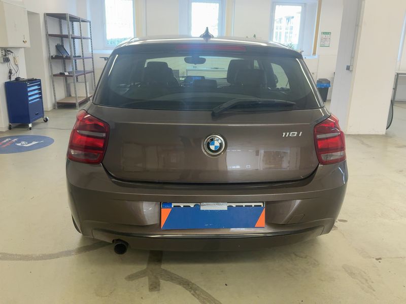 BMW 1er 118i 2013 – снимка 7