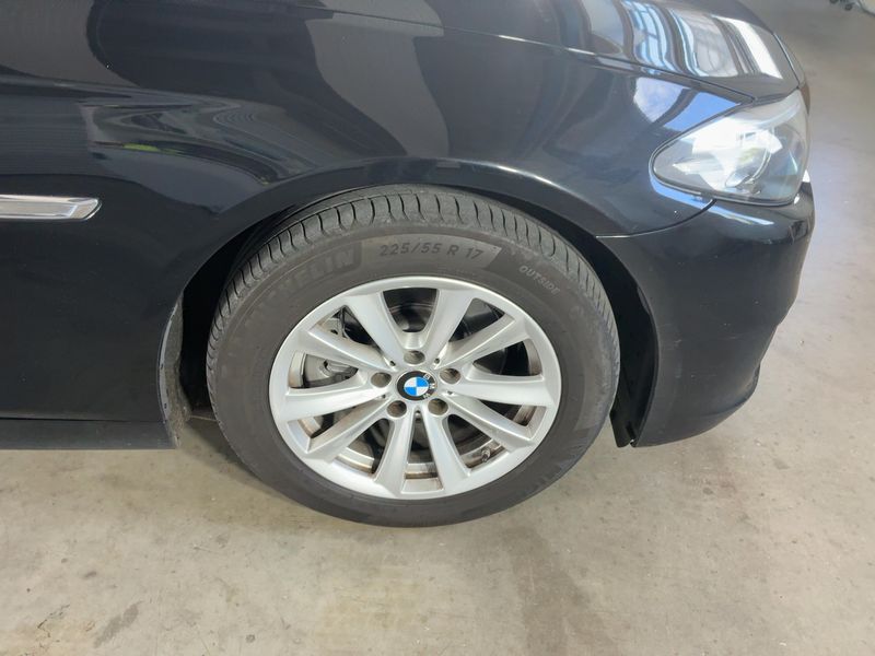 BMW 5er 520d 2015 – снимка 19