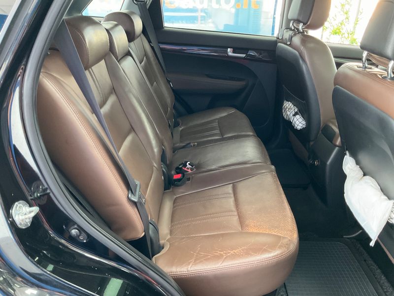 Kia Sorento 2.2 CRDi Active 4WD 2010 – снимка 19