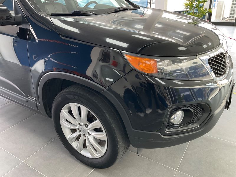 Kia Sorento 2.2 CRDi Active 4WD 2010 – снимка 12