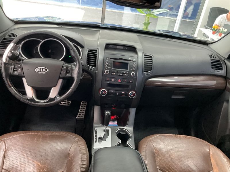 Kia Sorento 2.2 CRDi Active 4WD 2010 – снимка 17
