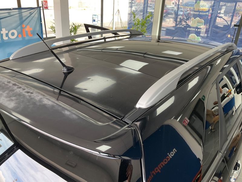 Kia Sorento 2.2 CRDi Active 4WD 2010 – снимка 13