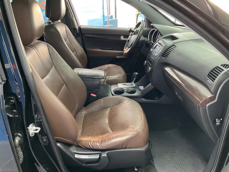 Kia Sorento 2.2 CRDi Active 4WD 2010 – снимка 16