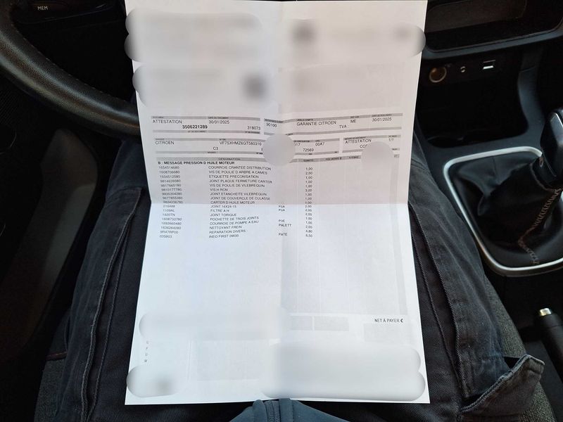 Citroen C3 1.2 PureTech Shine 2017 – снимка 19
