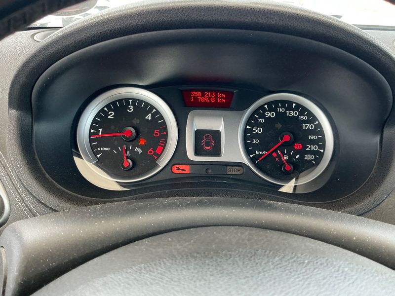 Renault Clio 1.5 dCi 20 Ans 2011 – снимка 4