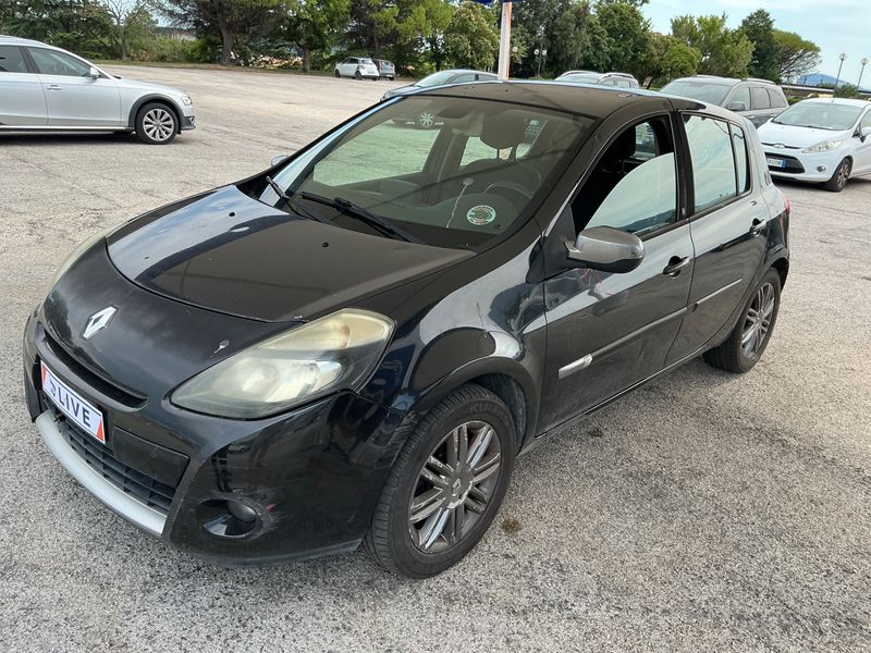 Renault Clio 1.5 dCi 20 Ans 2011 – снимка 1