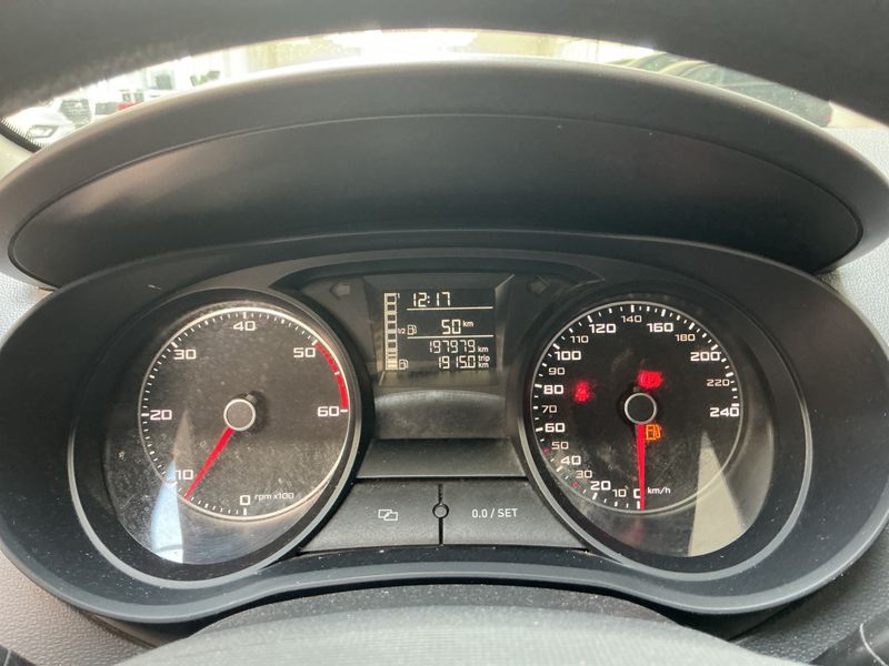 Seat Ibiza 1.6 TDI Style 2013 – снимка 4