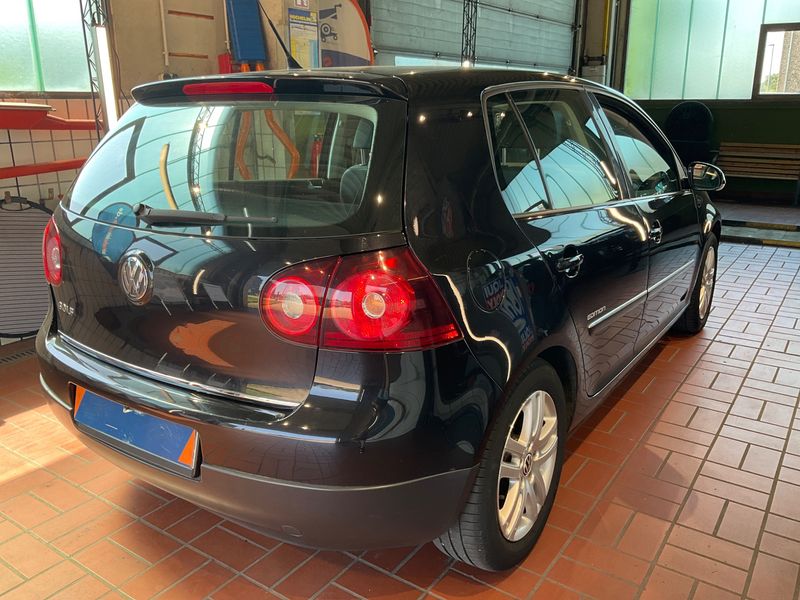 Volkswagen Golf V 1.4 Edition 2008 – снимка 2