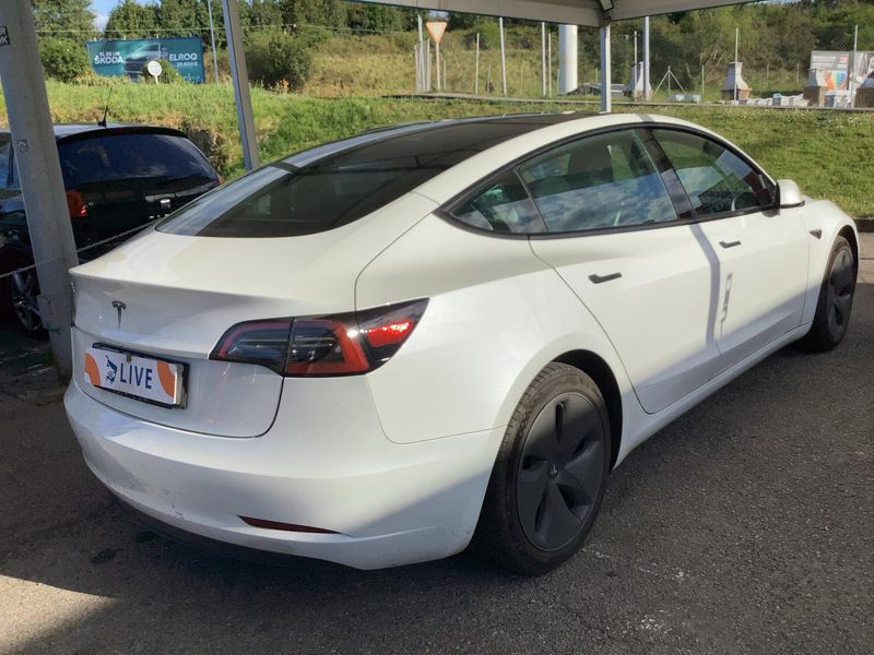 Tesla Model 3 Standard Range 2023 – снимка 8