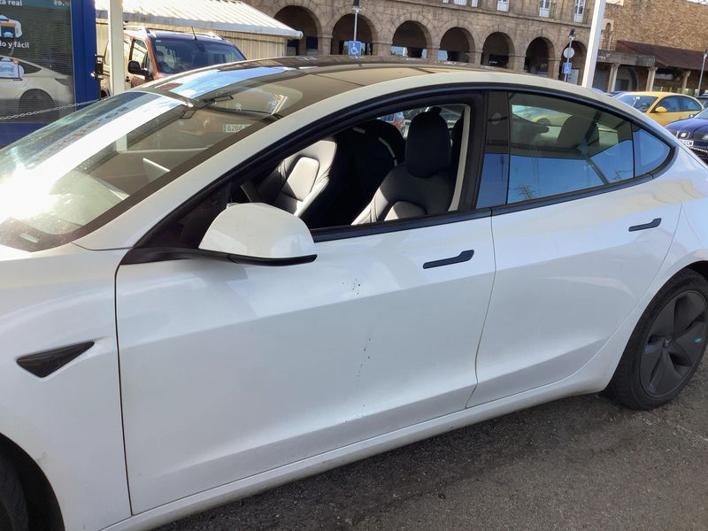 Tesla Model 3 Standard Range 2023 – снимка 4
