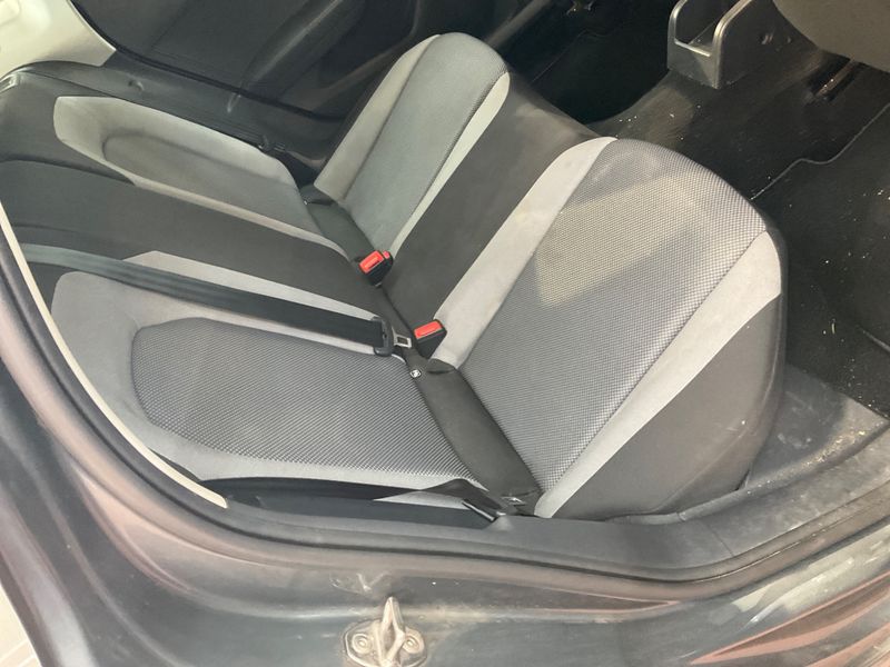 Seat Ibiza 1.0 TSI Style 2018 – снимка 40