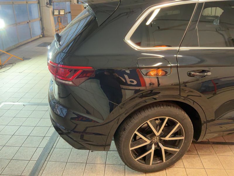 Volkswagen Touareg 3.0 TSI R-Line 4Motion 2022 – снимка 8