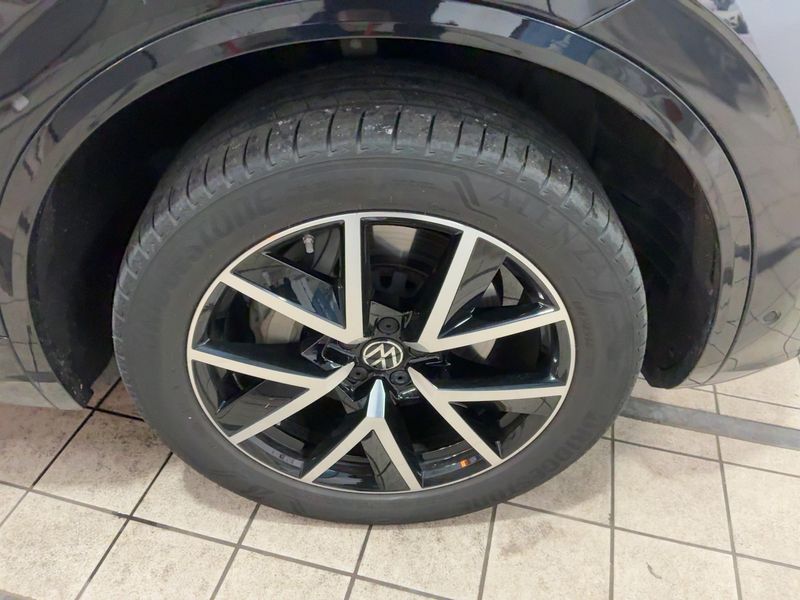 Volkswagen Touareg 3.0 TSI R-Line 4Motion 2022 – снимка 11