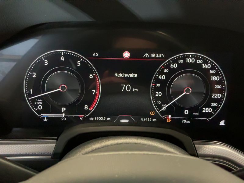 Volkswagen Touareg 3.0 TSI R-Line 4Motion 2022 – снимка 19