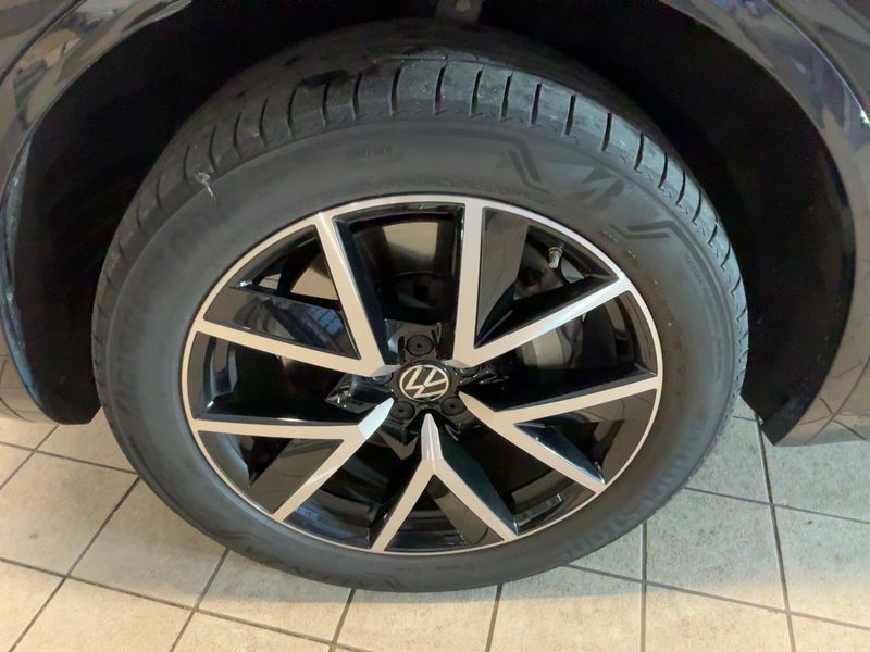 Volkswagen Touareg 3.0 TSI R-Line 4Motion 2022 – снимка 3