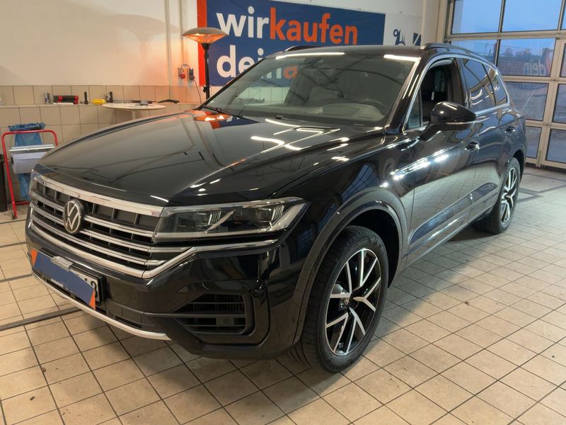 Volkswagen Touareg 3.0 TSI R-Line 4Motion 2022 – снимка 1