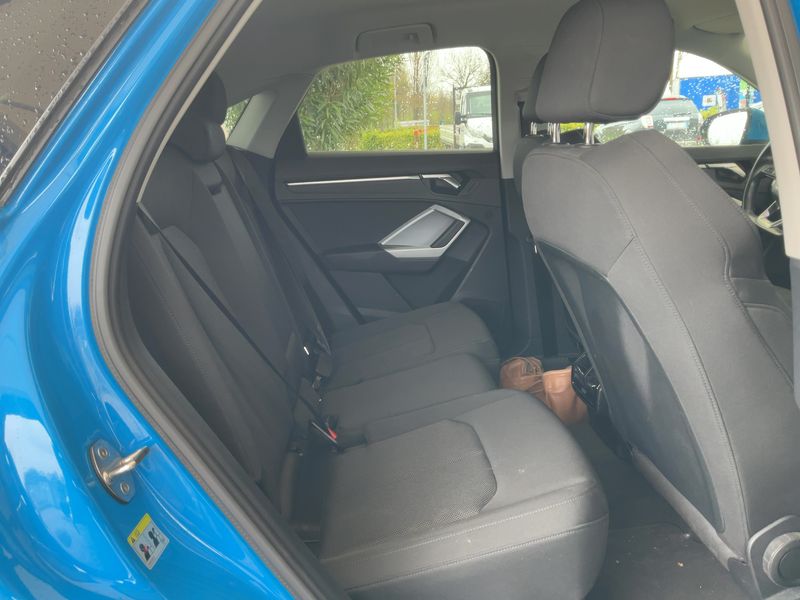 Audi Q3 Sportback 35 TDI S line 2022 – снимка 19
