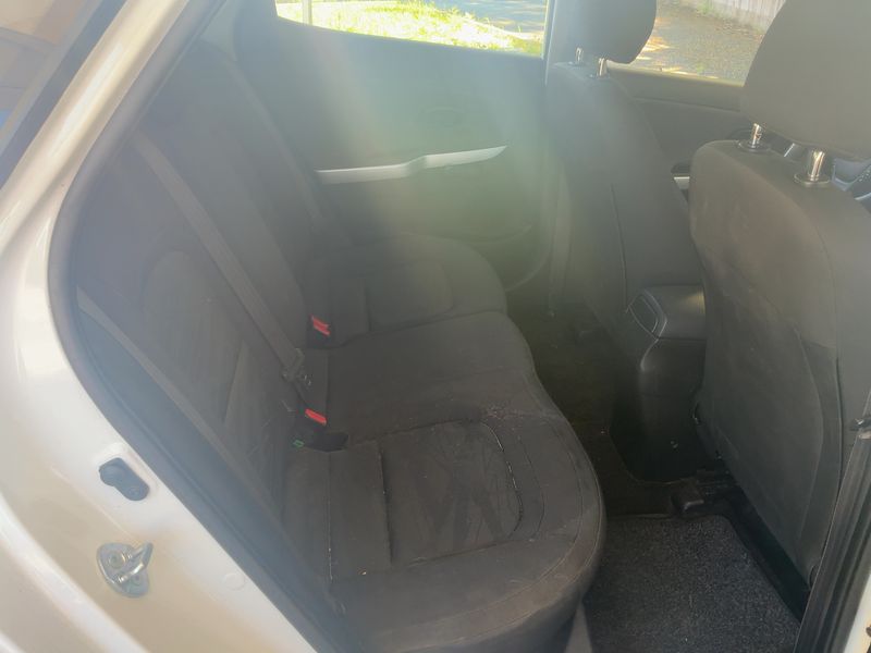 Kia cee'd 1.4 Active 2015 – снимка 19