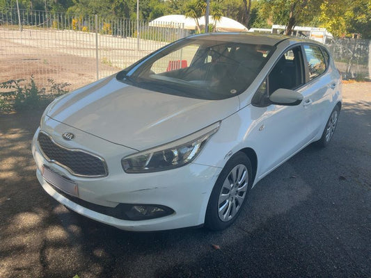 Kia cee'd 1.4 Active 2015 – снимка 1