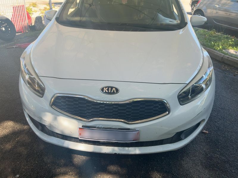 Kia cee'd 1.4 Active 2015 – снимка 14
