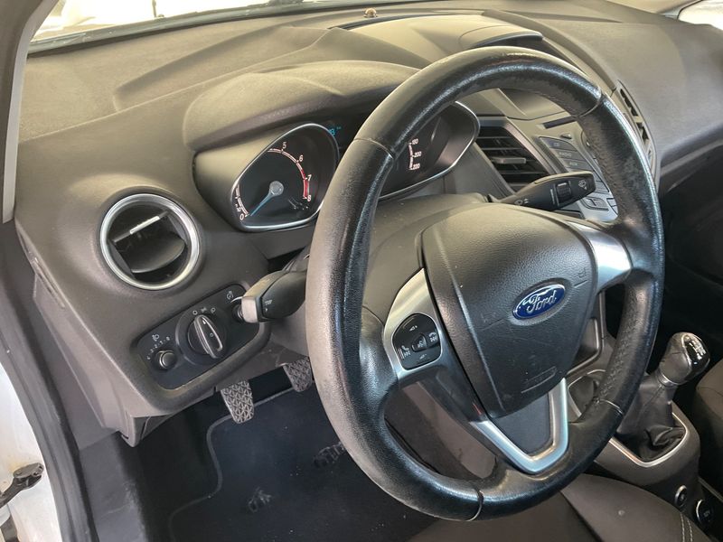 Ford Fiesta 1.4 LPG Business 2014 – снимка 25