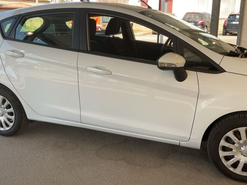 Ford Fiesta 1.4 LPG Business 2014 – снимка 10