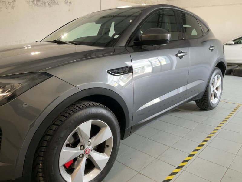 Jaguar E-Pace D150 AWD 2018 – снимка 2