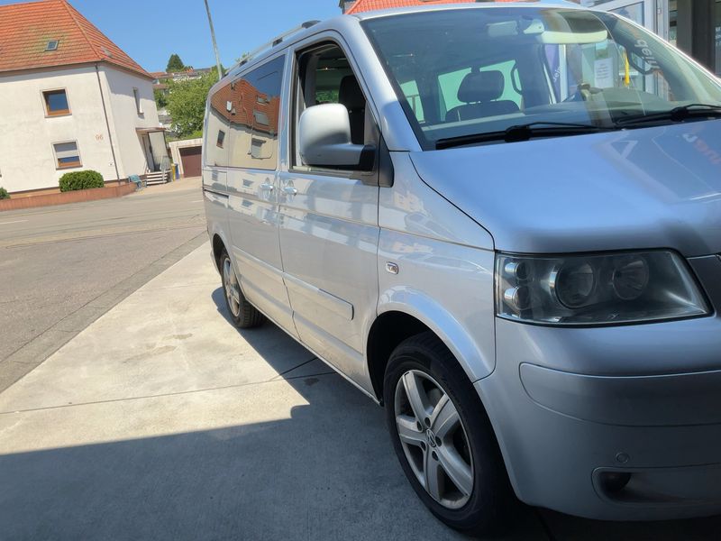 Volkswagen T5 Multivan 2.5 TDI Highline 2009 – снимка 12